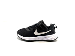 Nike Revolution 6