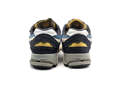 New Balance 2002R