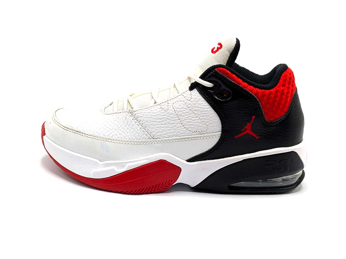 Jordan Max Aura 3