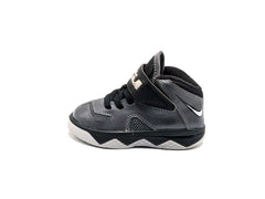Nike LeBron James