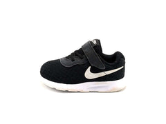 Nike Tanjun