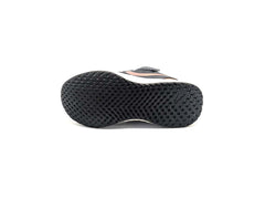 Nike Revolution 5