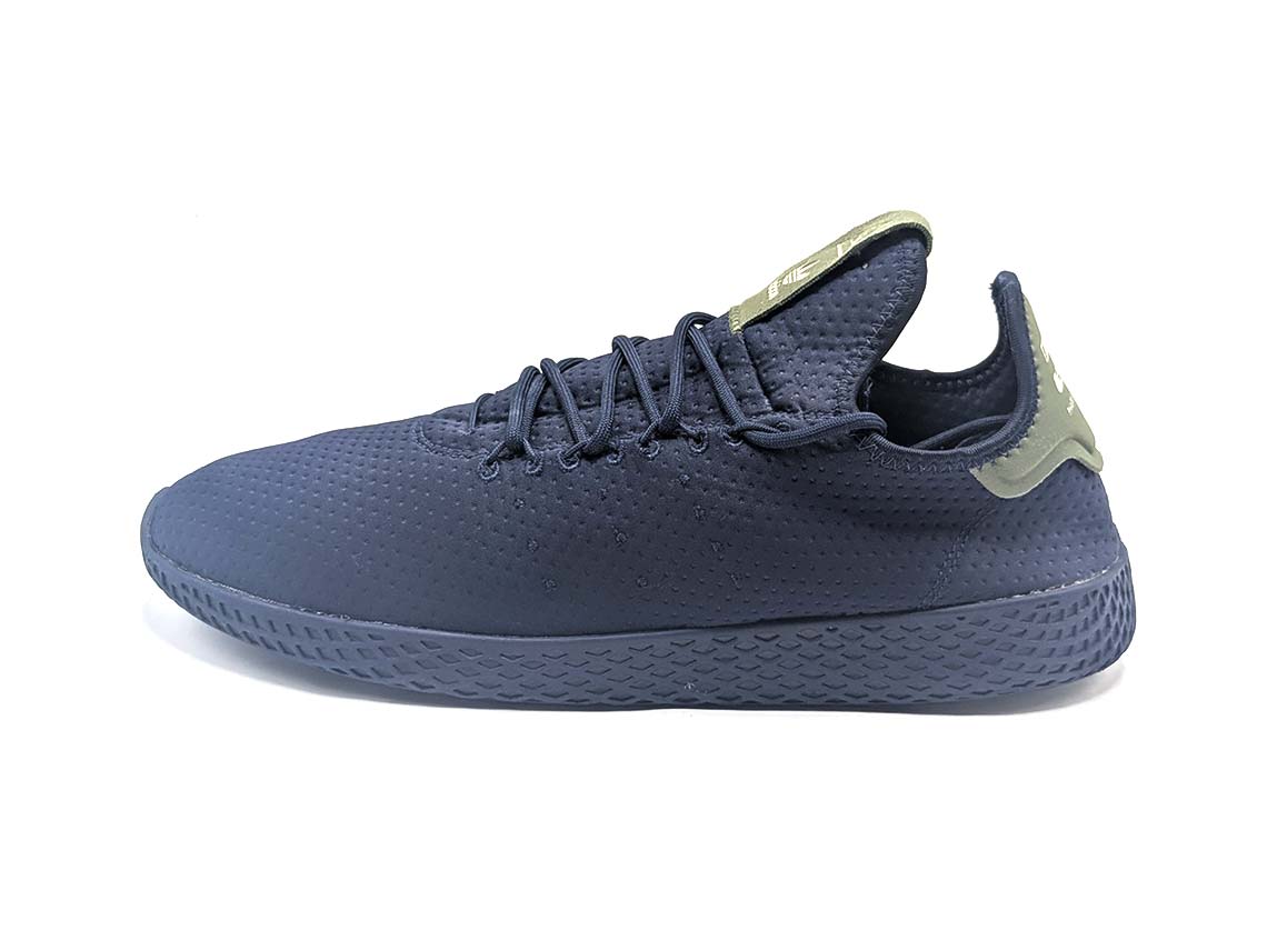 Adidas Hu Pharrell Williams