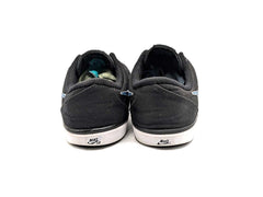 Nike SB Check