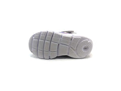 Under Armour Assert 9