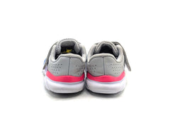 Under Armour Assert 9