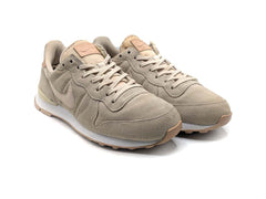 Nike Internationalist