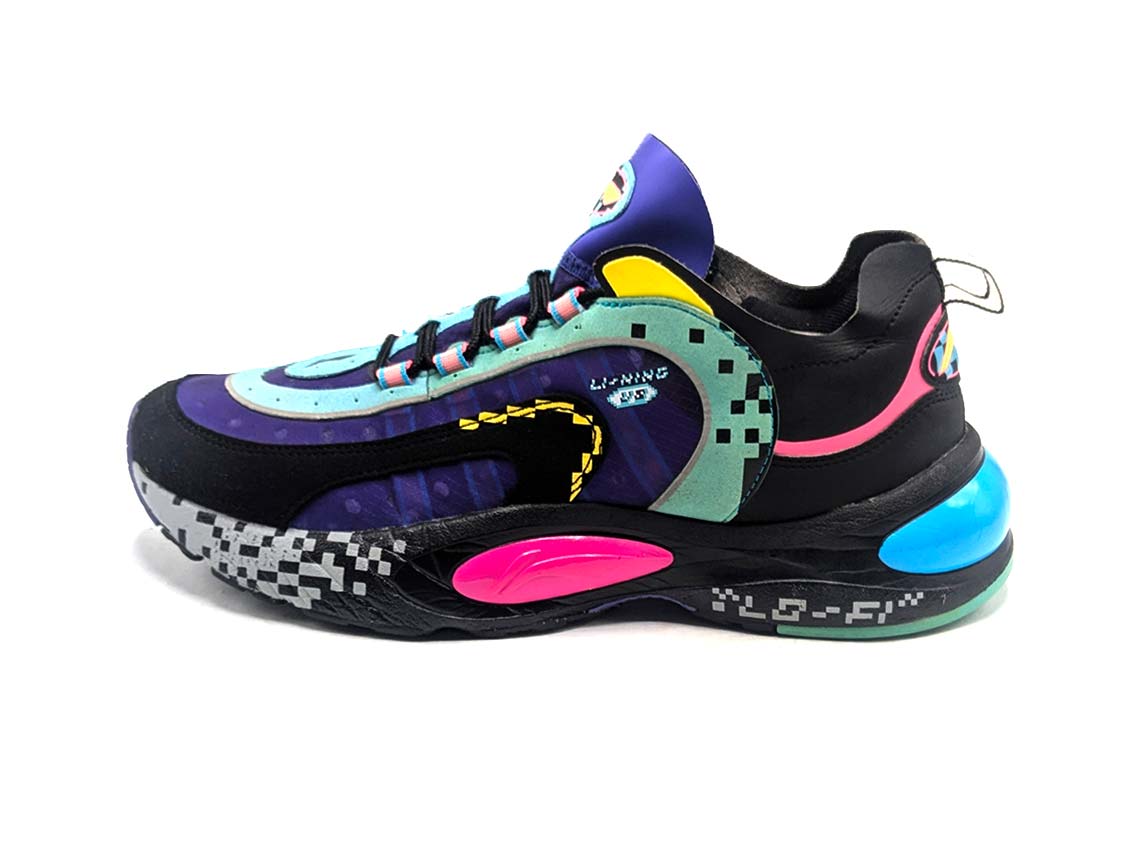 Li-Ning V8