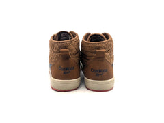 Oshkosh B'gosh