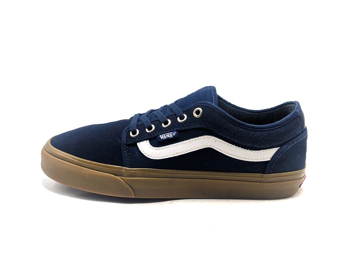 Vans Chukka Low Suede