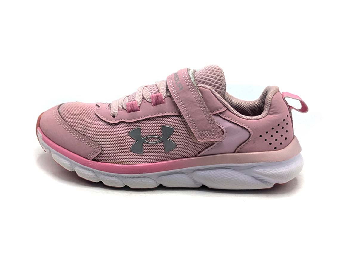 Under Armour Assert 9