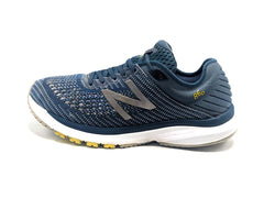 New Balance 860v10