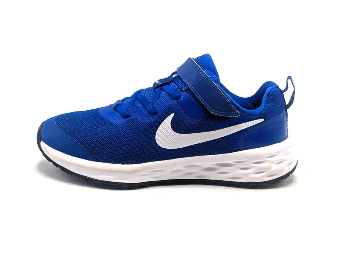 Nike Revolution 6