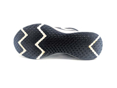 Nike Revolution 5