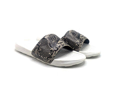 Nike Victori One Slide
