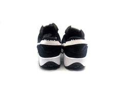 Nike Waffle Debut