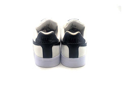 Nike Court Royale