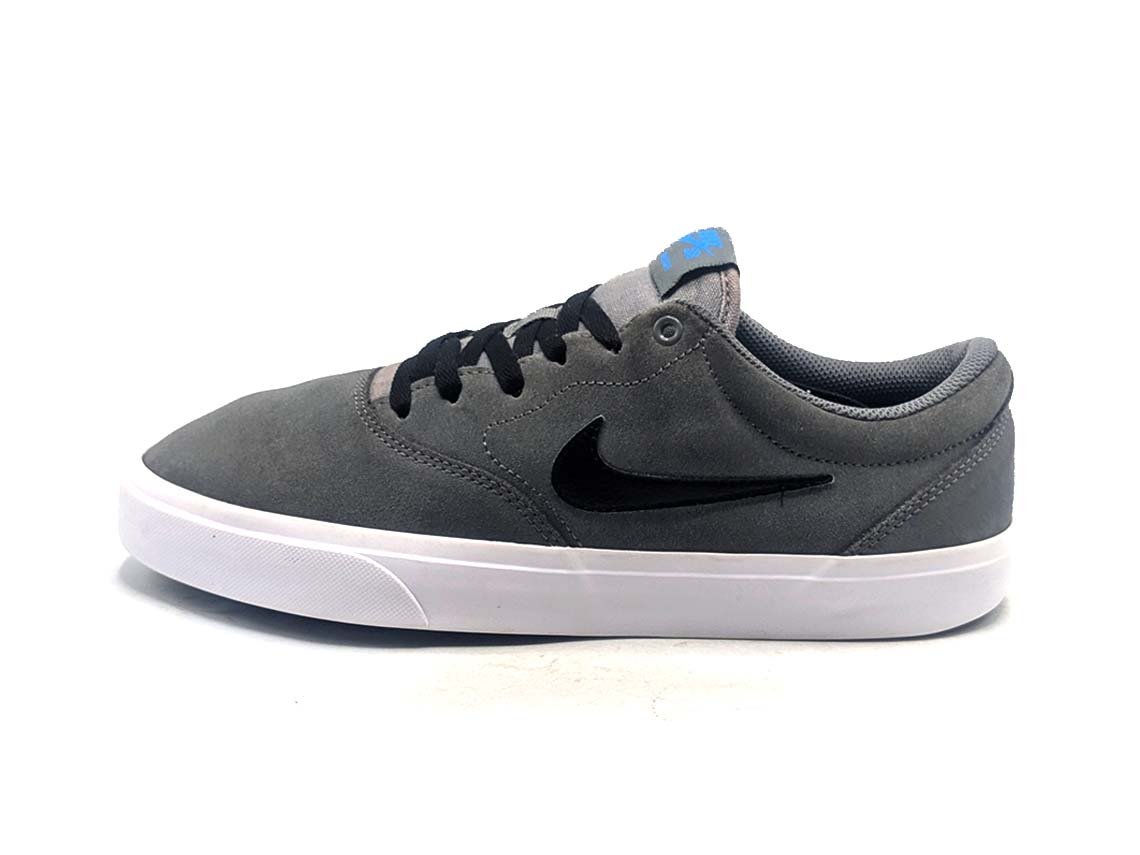 Nike SB Charge