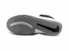 Nike Team Hustle D 9