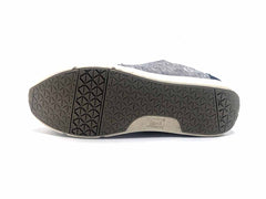 Toms