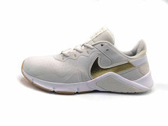 Nike Legend Essential 2