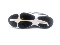 Nike Revolution 4