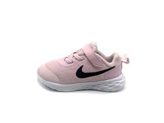 Nike Revolution 6