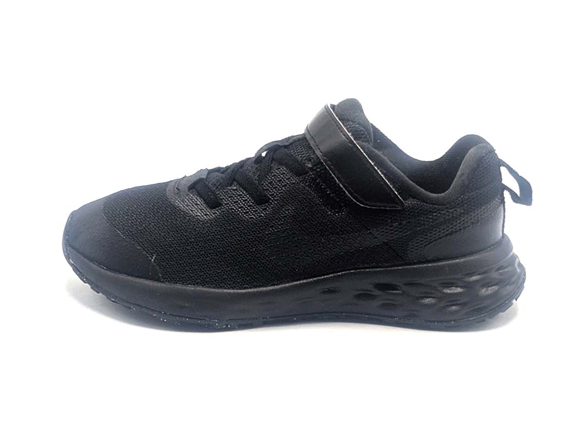 Nike Revolution 6