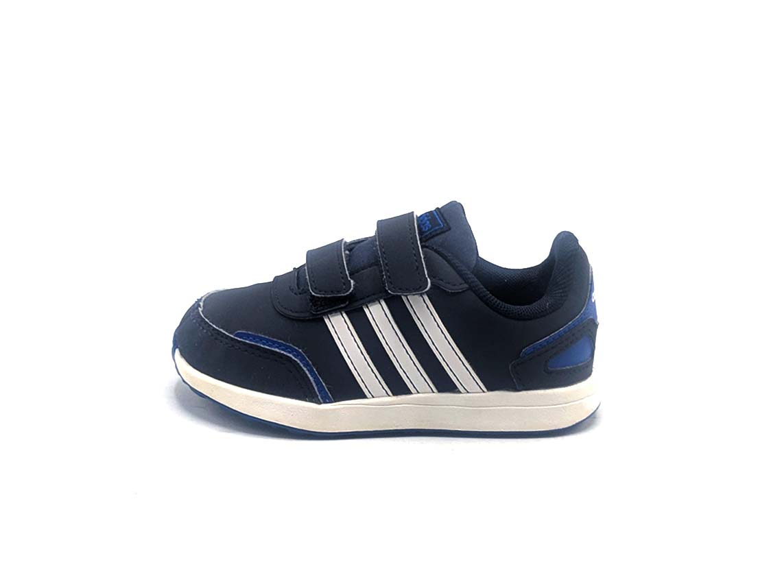 Adidas VS Switch 3
