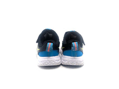 Nike Revolution 5