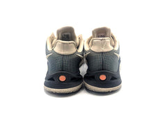 Nike Kyrie 4 Low - Indoor