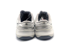 Nike Legend Essential 3