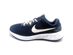 Nike Revolution 6