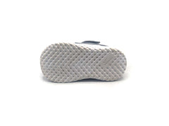 Nike Revolution 5