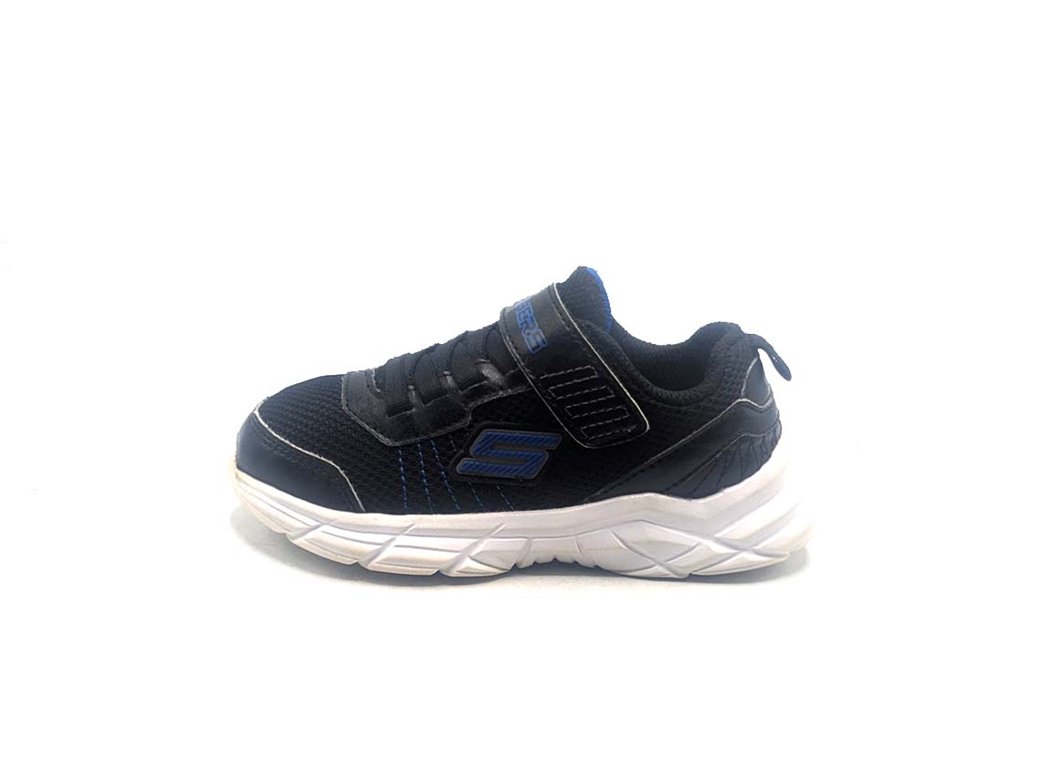 Skechers Advance