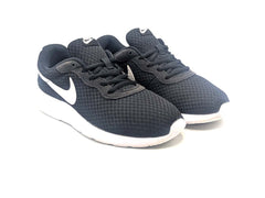 Nike Tanjun