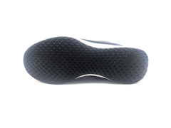 Nike Revolution 5