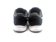 Nike Revolution 4