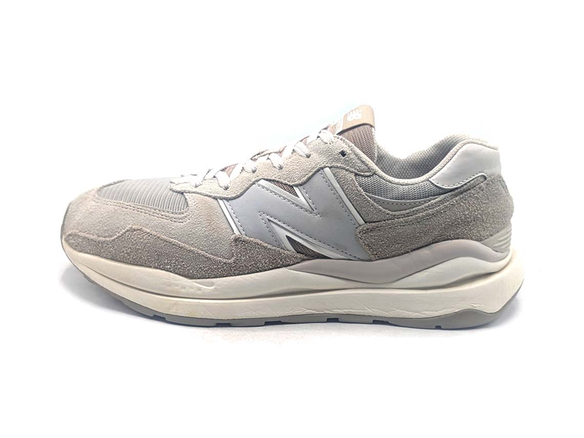 New Balance 5740