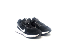 Nike Revolution 5