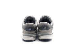 New Balance 990V6