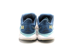 Hoka Arahi 6