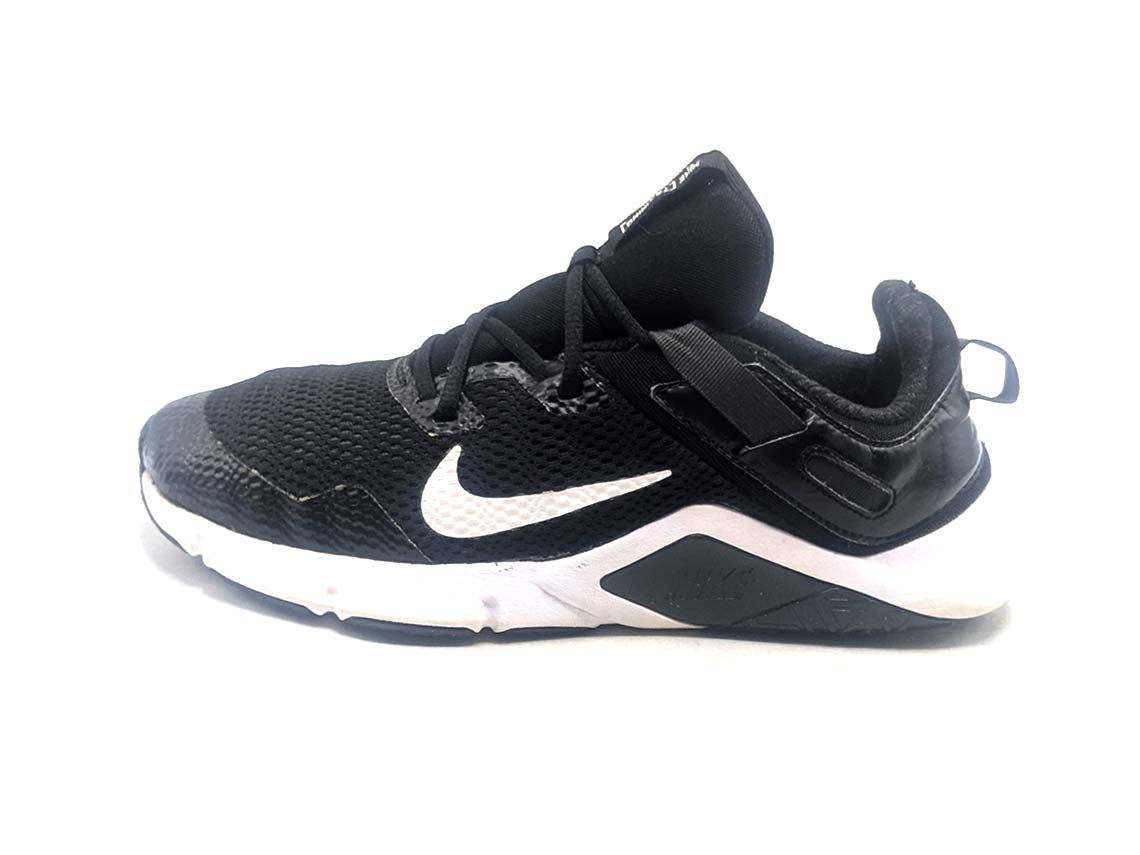 Nike Legend Essential