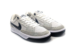 Nike SB Adversary