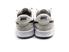 Nike SB Adversary
