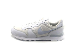 Nike Internationalist