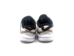 Nike Team Hustle D 10