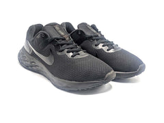 Nike Revolution 6