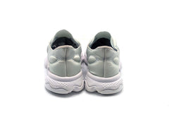 Adidas OZWEEGO