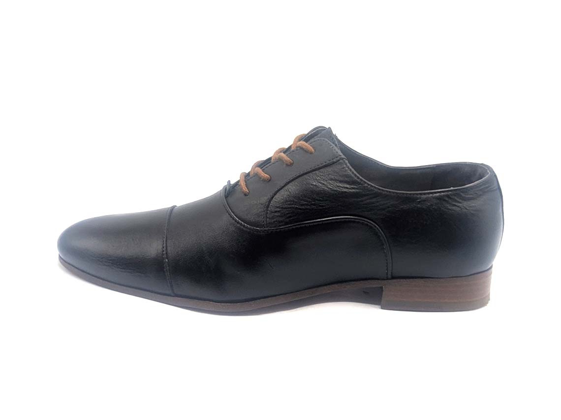 Sacha - Leather